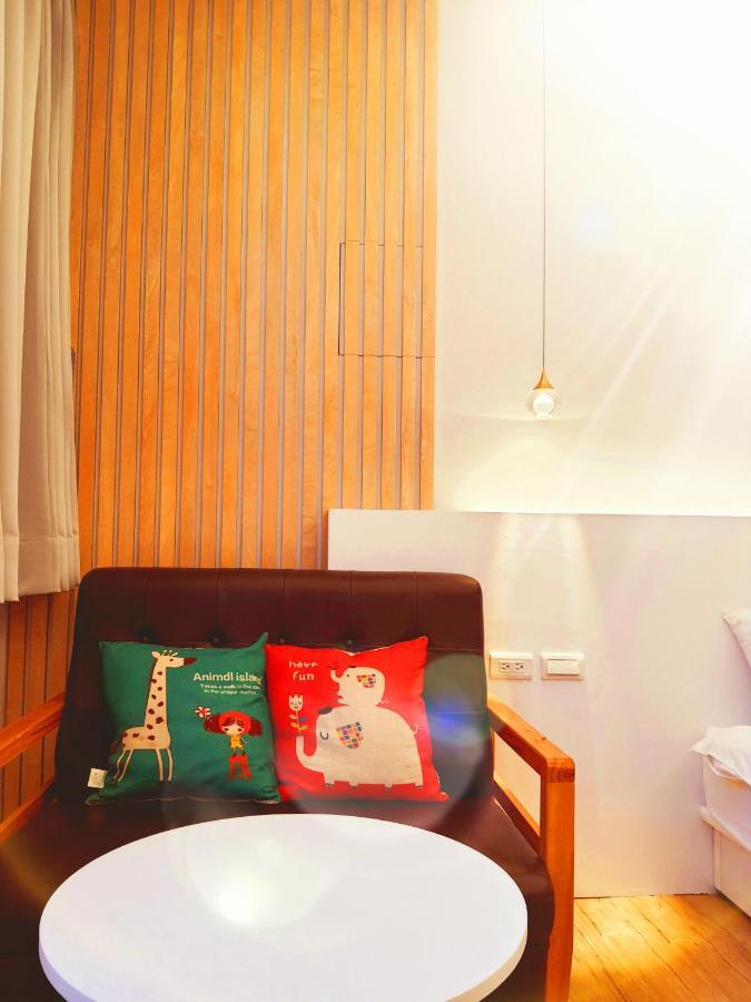 Partner Homestay Хуалянь Экстерьер фото
